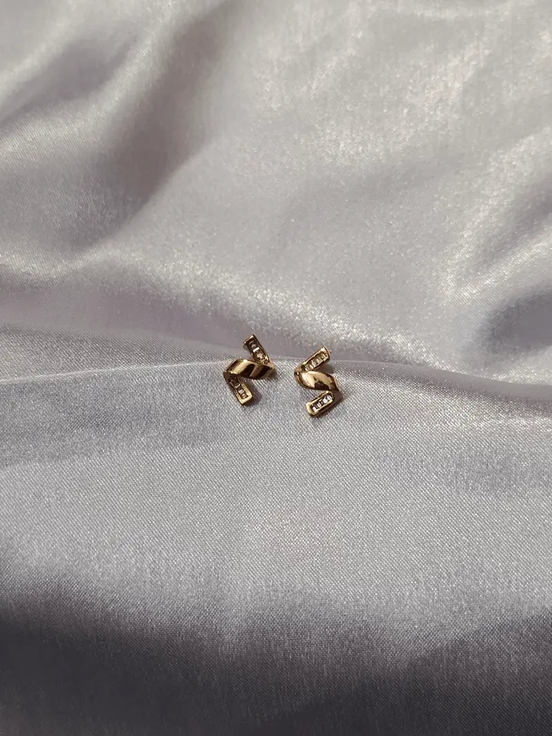 Earrings E-07
