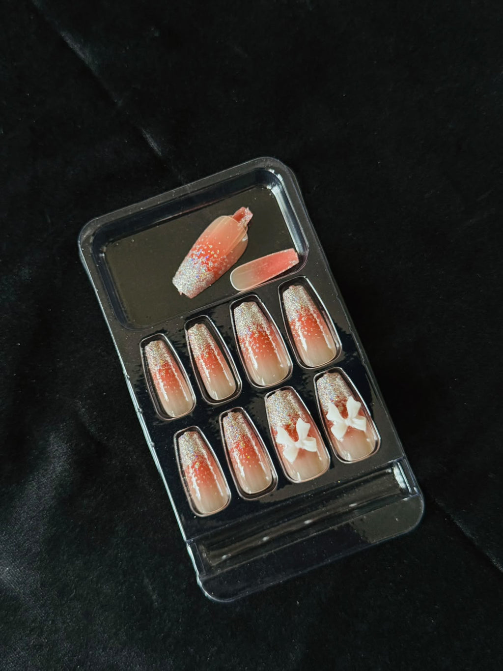Peach Sparkle Bow Nails (24 pieces)